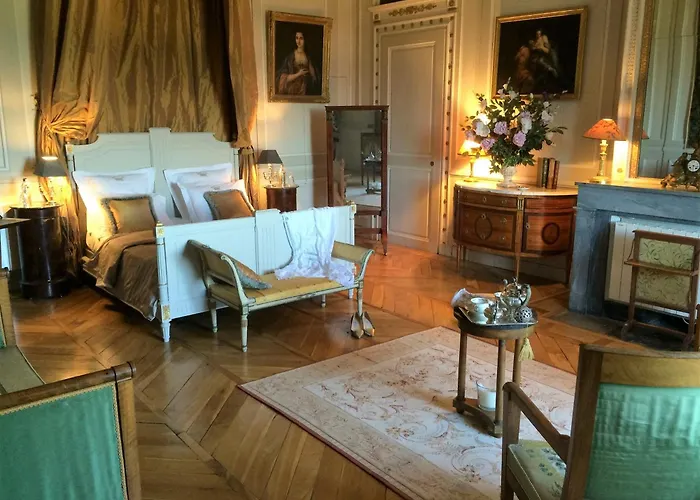 Chateau De Saint Trys Bed & Breakfast Anse
