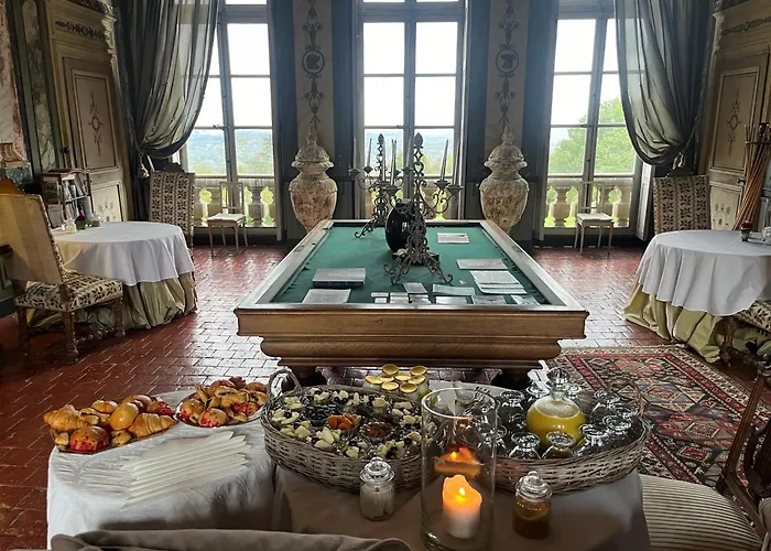 Chateau De Saint Trys Bed & Breakfast Anse