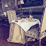 Nocleg ze śniadaniem Chateau De Saint Trys
