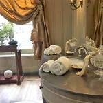 Chateau De Saint Trys Nocleg ze śniadaniem