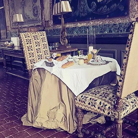 Bed & Breakfast Chateau De Saint Trys
