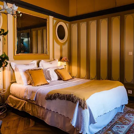 Bed & Breakfast Chateau De Saint Trys Anse