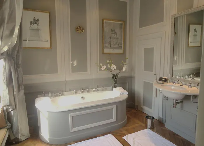 Couette-café Château De Saint Trys