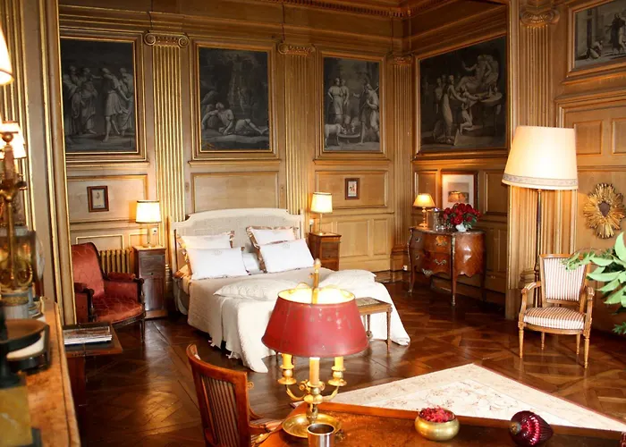 Château De Saint Trys Couette-café Anse